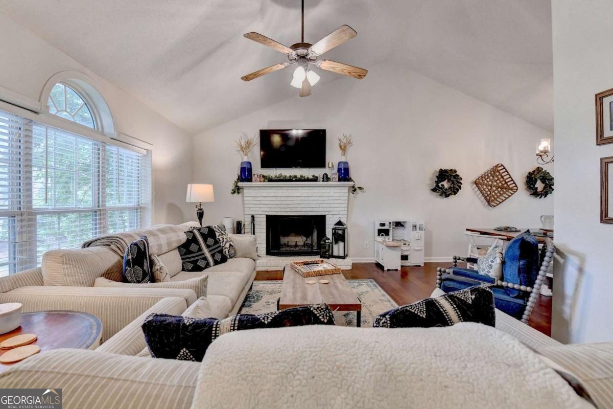 95 Gwinnett Street Buford - Photo 7