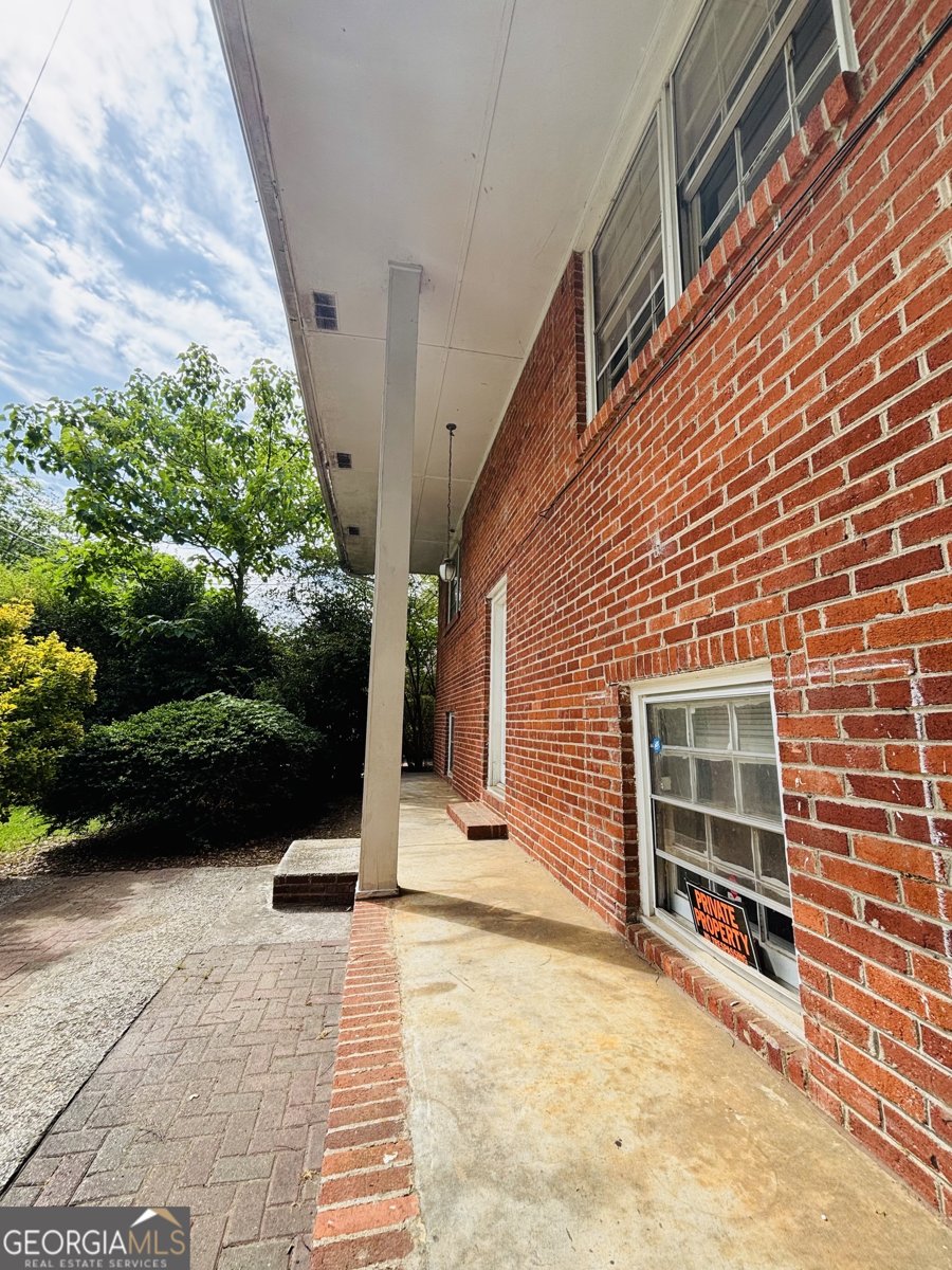 5925 Pinecreek Road Forest Park - Photo 10