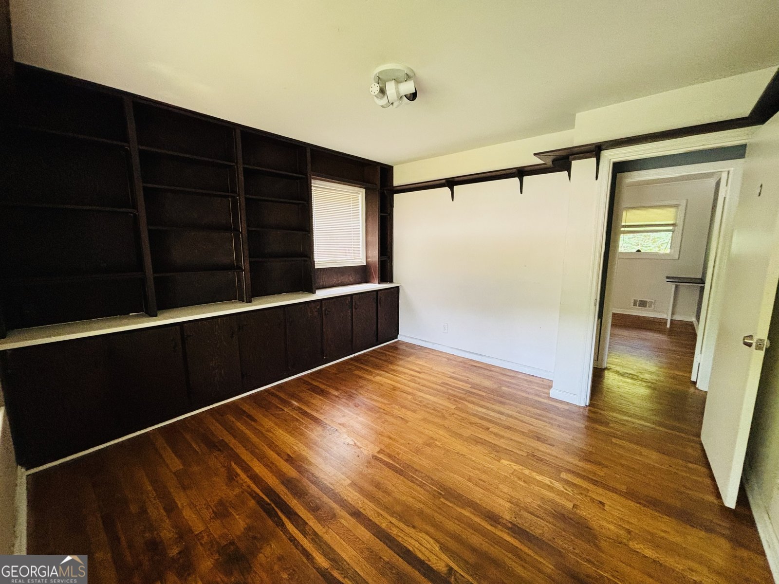 5925 Pinecreek Road Forest Park - Photo 21