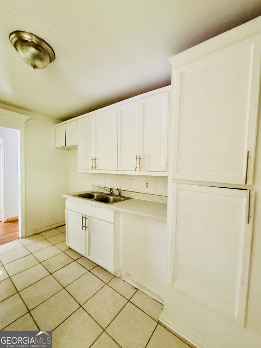 5925 Pinecreek Road Forest Park - Photo 23