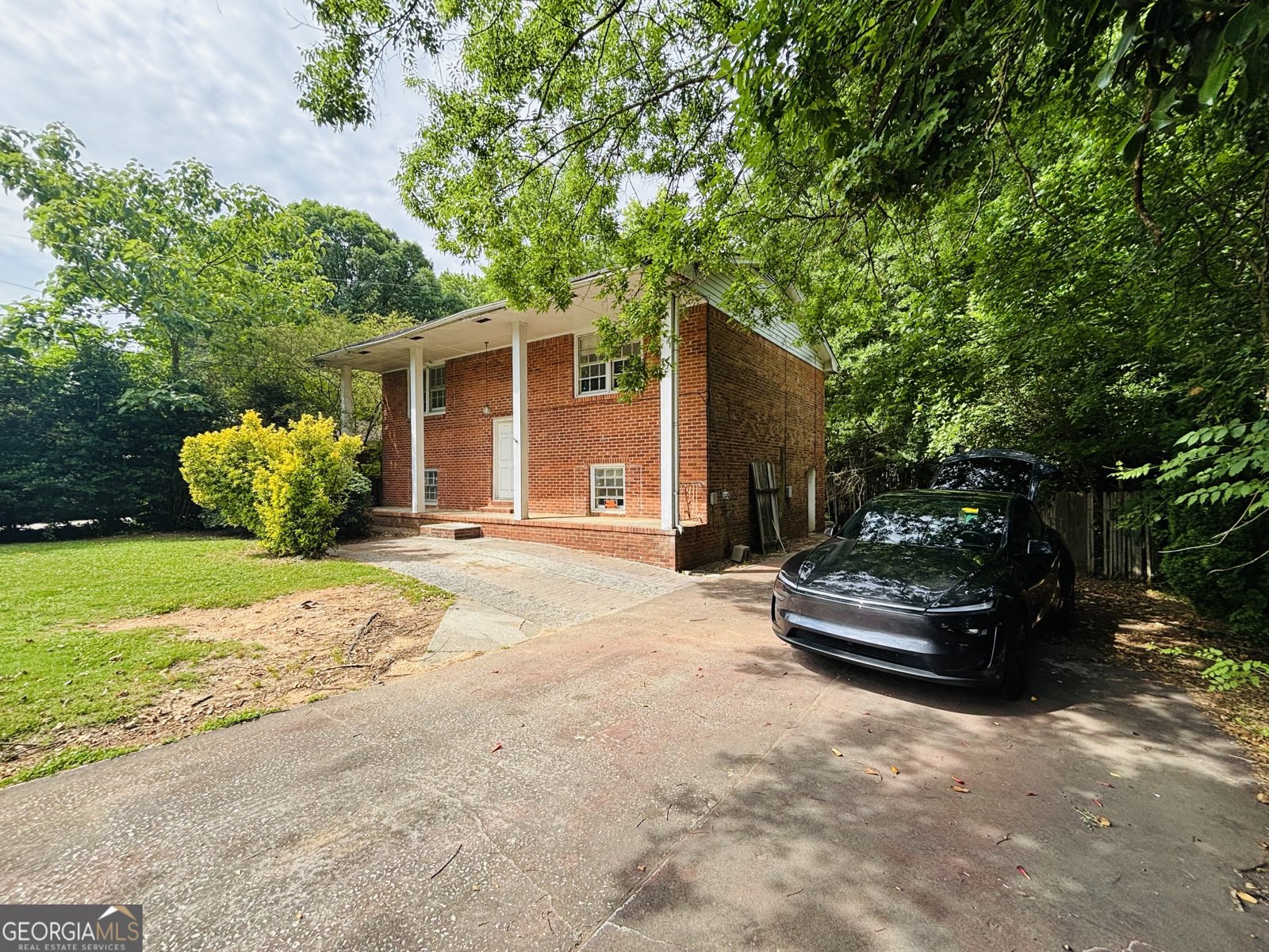 5925 Pinecreek Road Forest Park - Photo 8