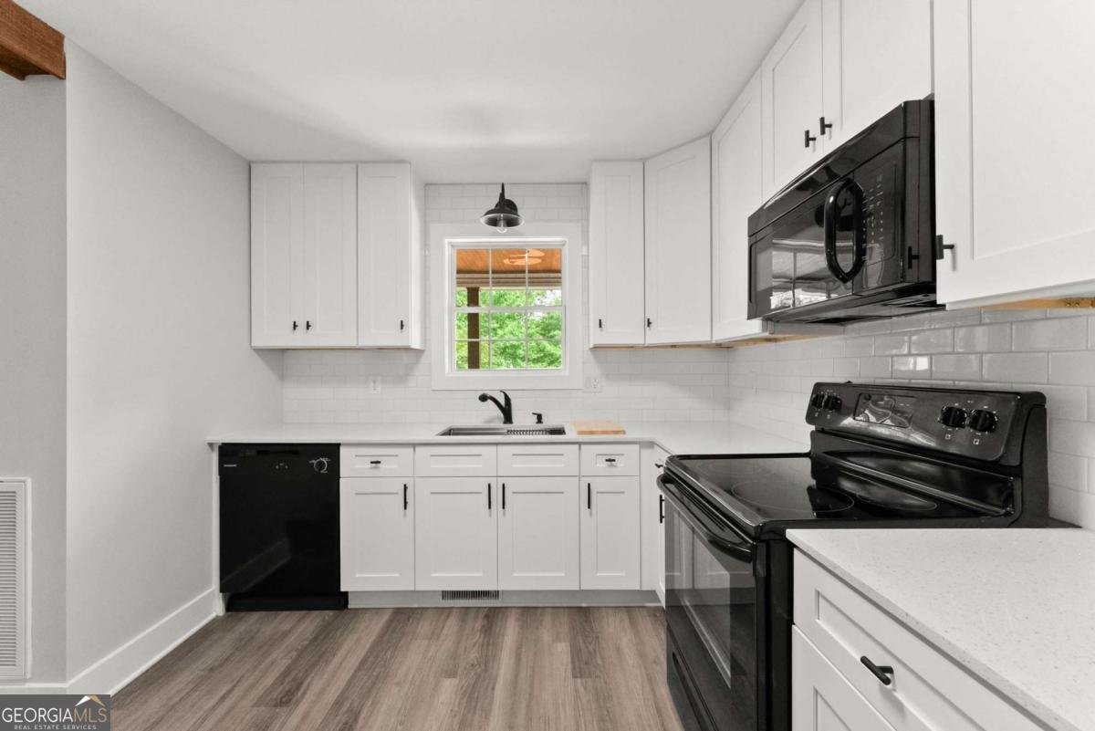 6411 Narramore Way Lula - Photo 13