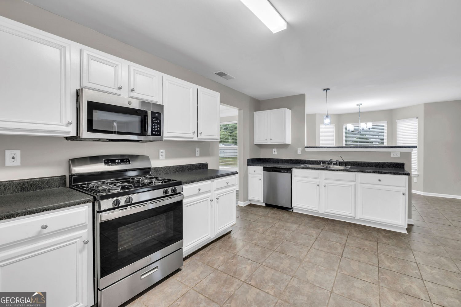 109 Kentucky Way McDonough - Photo 13