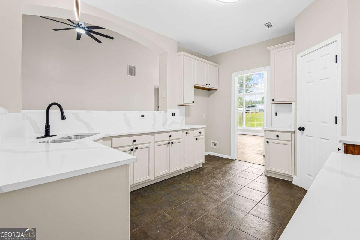 3132 Lovell Drive Atlanta - Photo 11