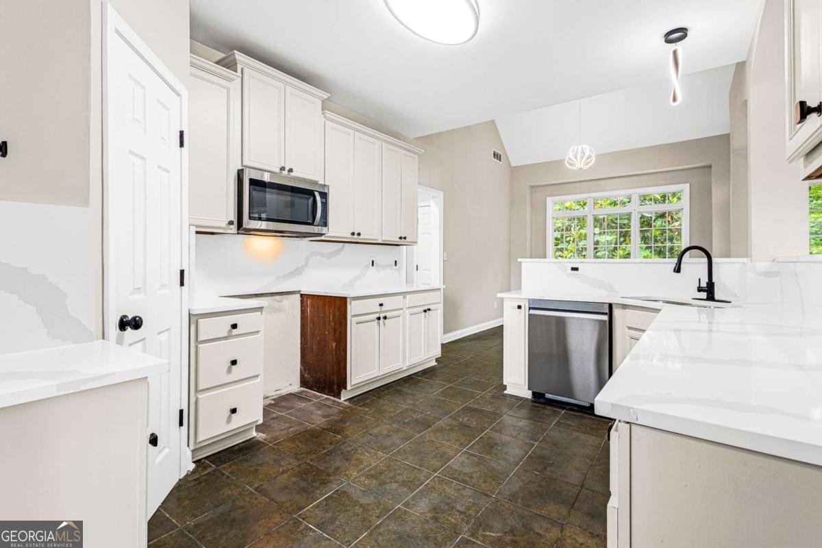 3132 Lovell Drive Atlanta - Photo 12