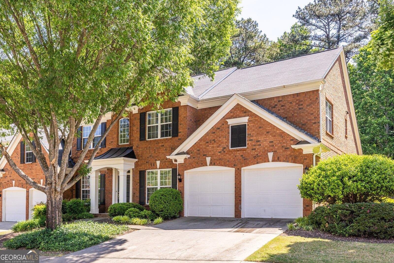 10 Hemingbrough Way Alpharetta - main photo
