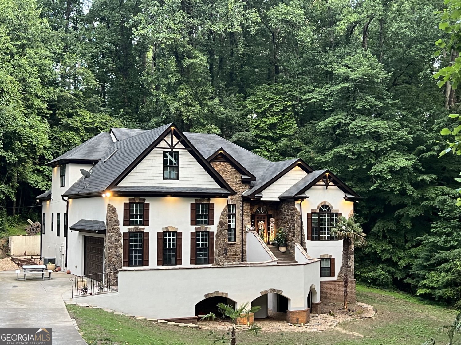 2864 Sandpiper Circle Atlanta - main photo