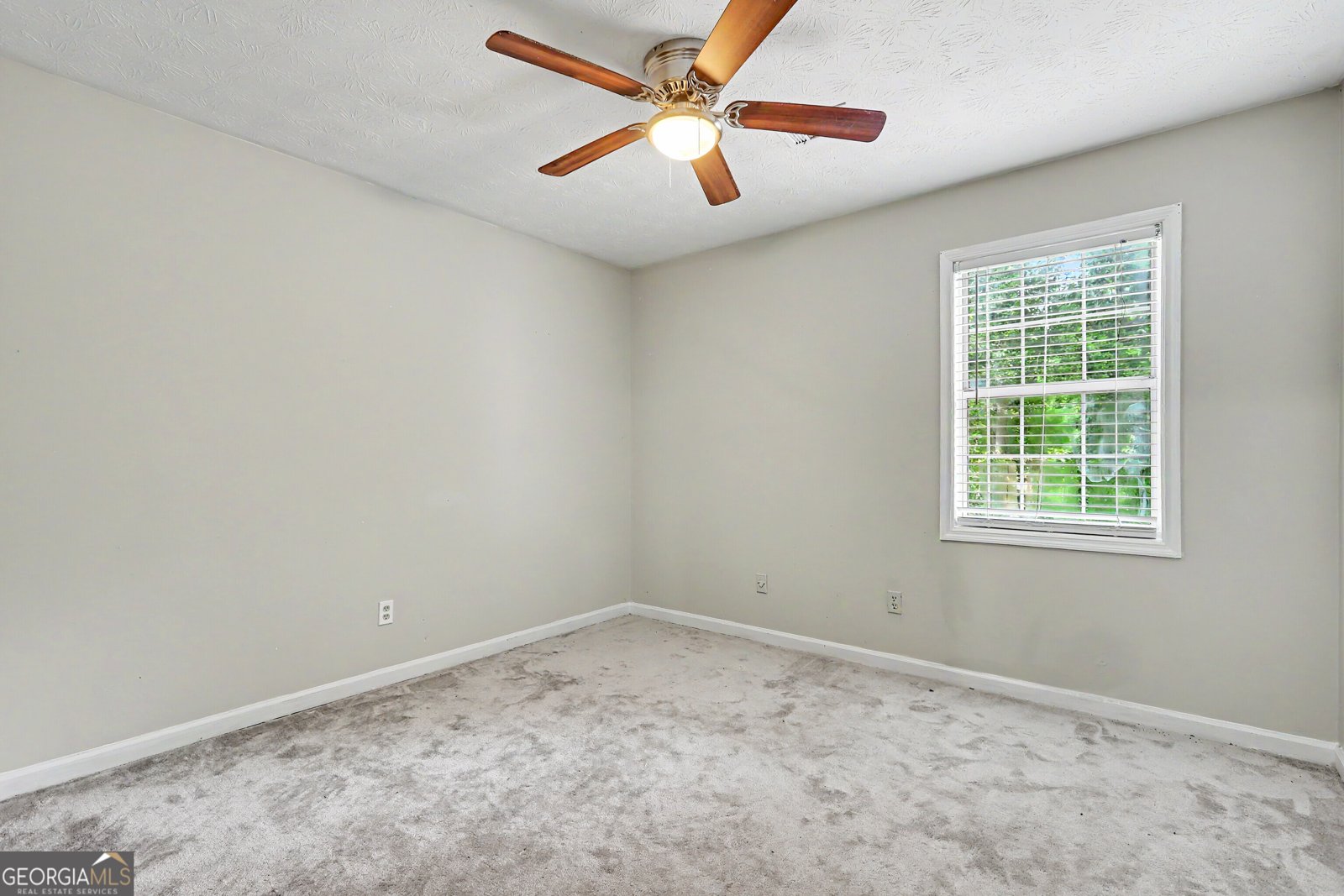 407 Sheppard Xing Court Stone Mountain - Photo 19