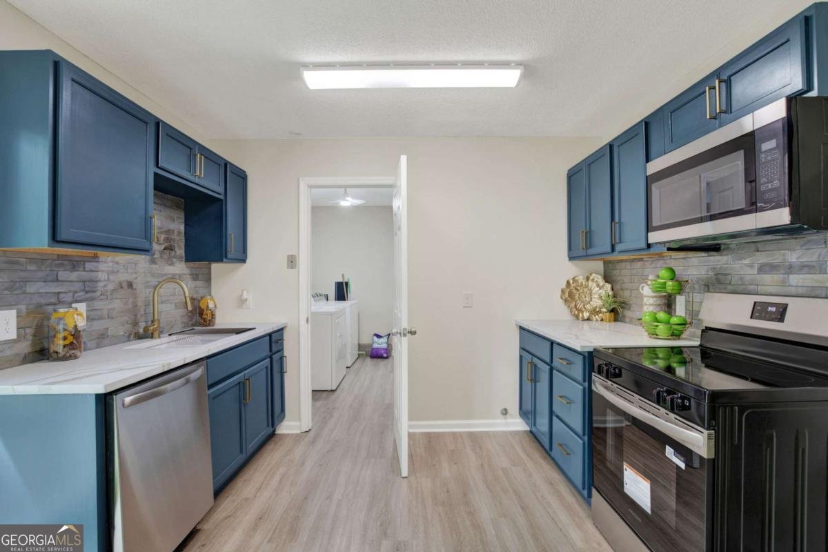 325 Forrest Avenue Savannah - Photo 15