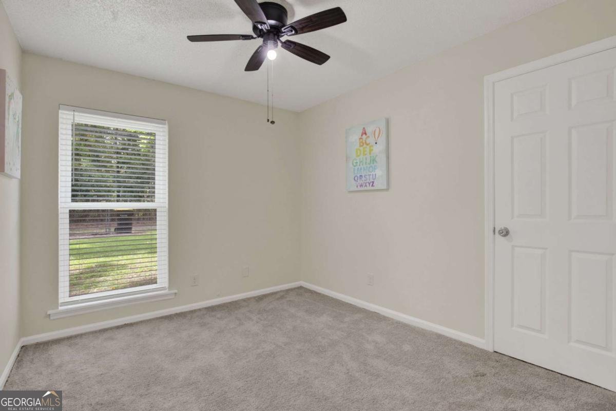325 Forrest Avenue Savannah - Photo 18