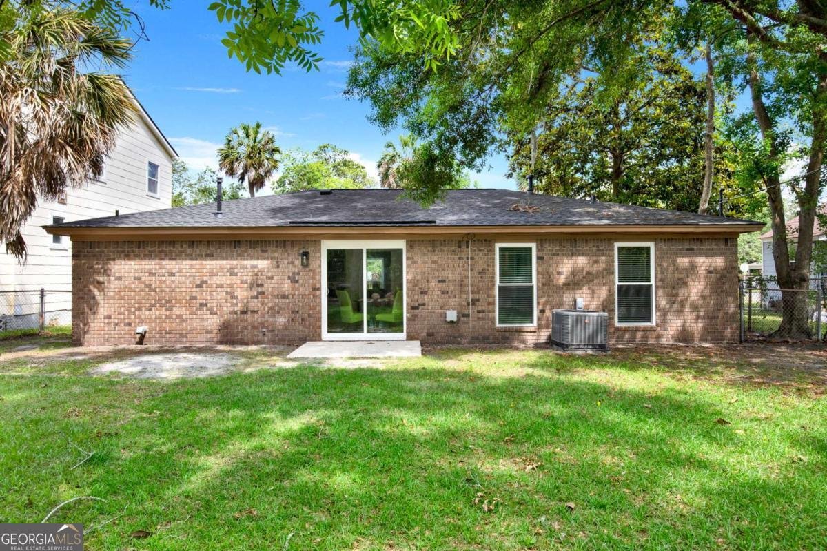 325 Forrest Avenue Savannah - Photo 28