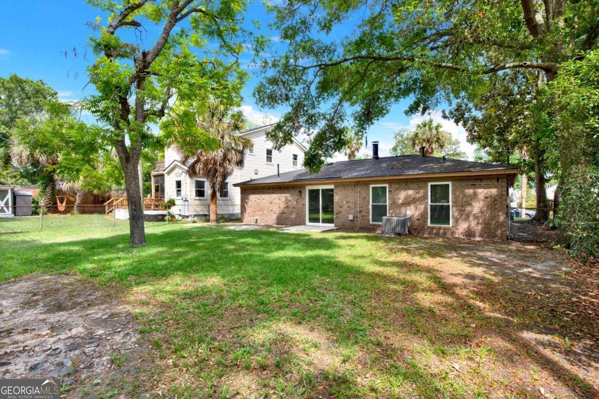 325 Forrest Avenue Savannah - Photo 31