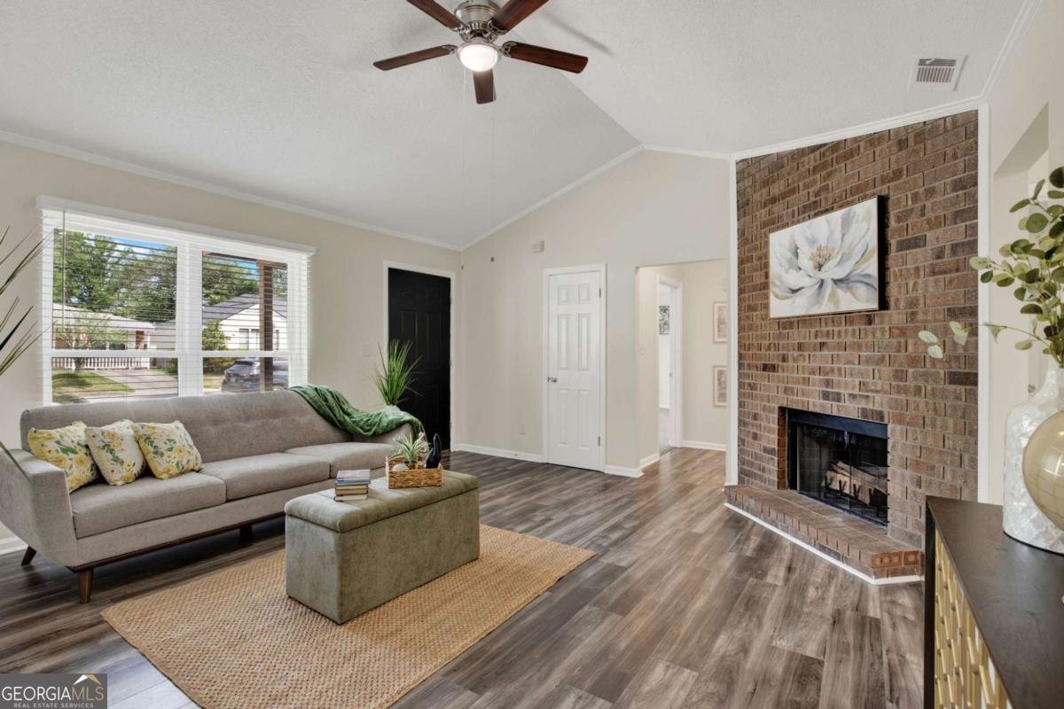325 Forrest Avenue Savannah - Photo 8