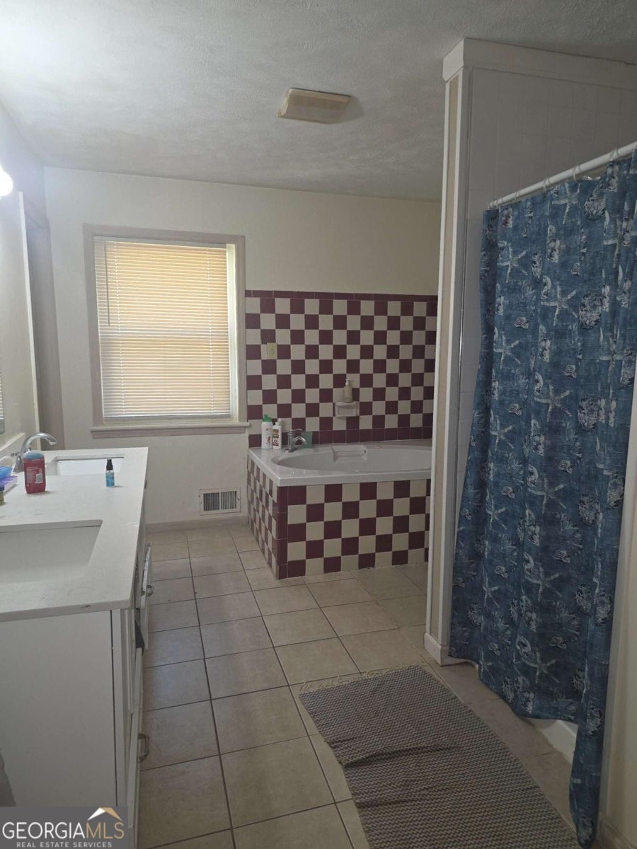 4251 Allgood Way Stone Mountain - Photo 10
