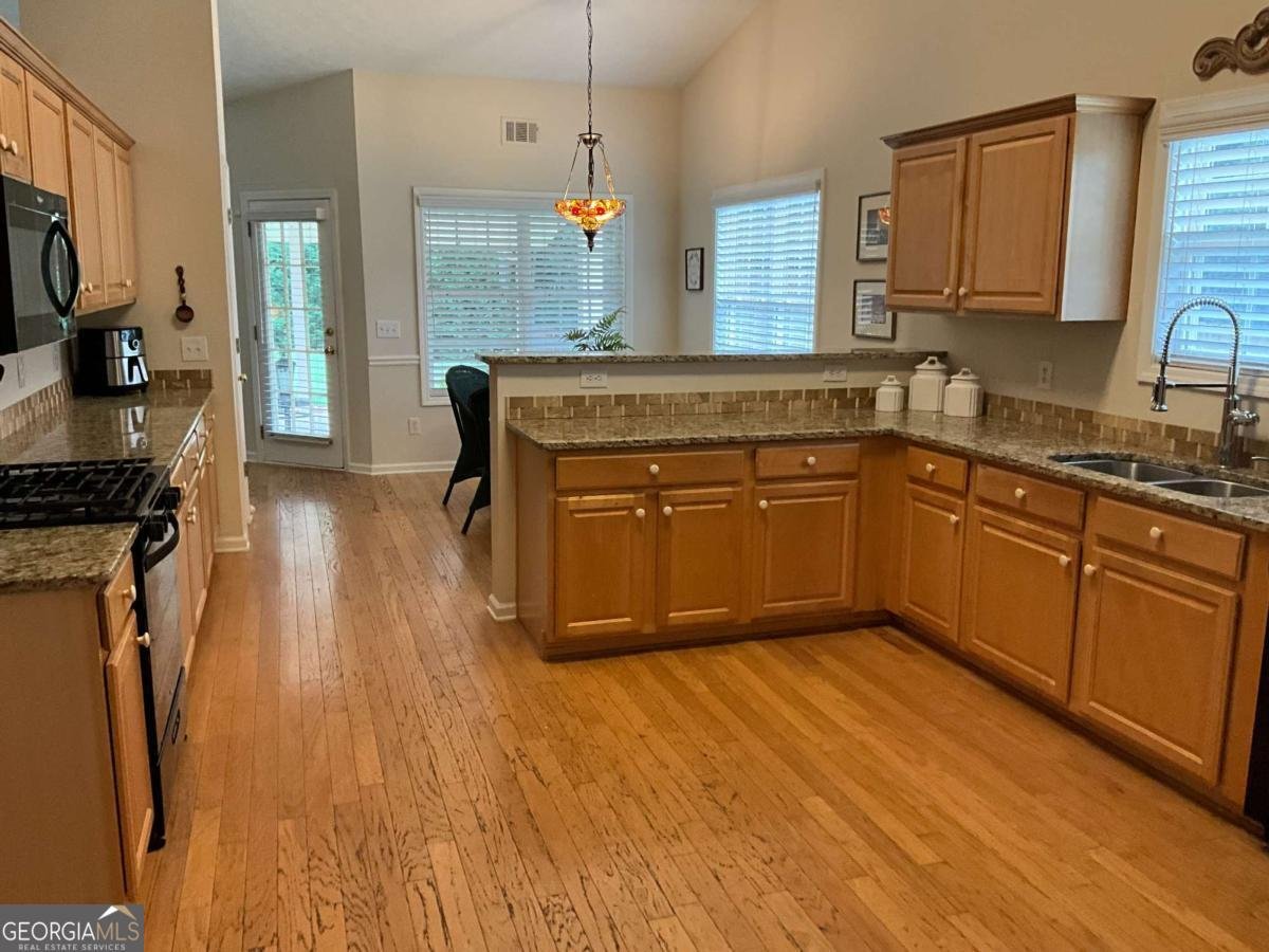6237 Saddlehorse Drive Flowery Branch - Photo 9