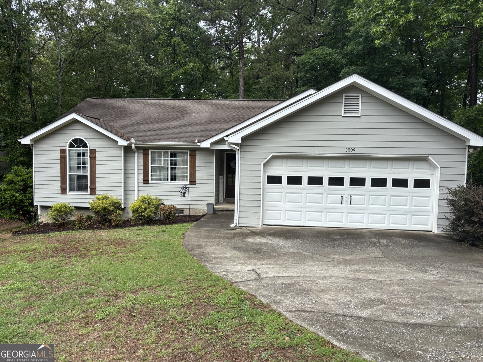 3009 Lakeview Parkway Villa Rica - main photo