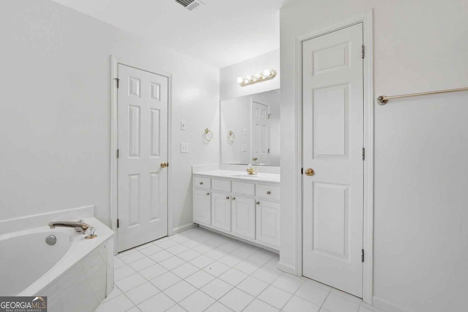 3235 Lake Russell Way Buford - Photo 30