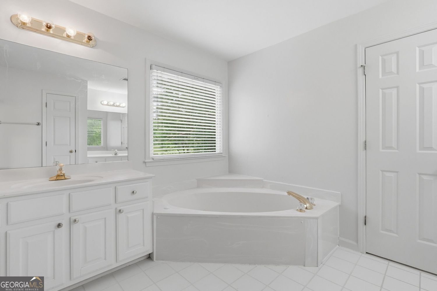 3235 Lake Russell Way Buford - Photo 31