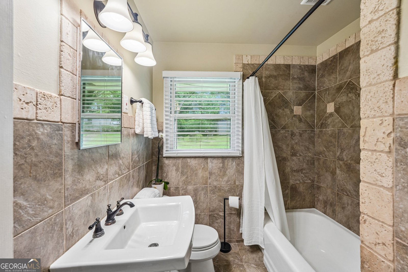 2120 Meadowbrook Lane Marietta - Photo 12