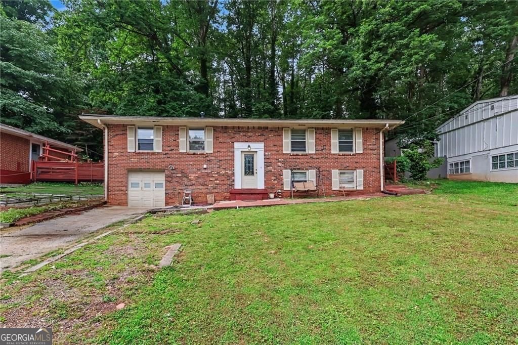 3276 Pin Oak Circle Atlanta - main photo