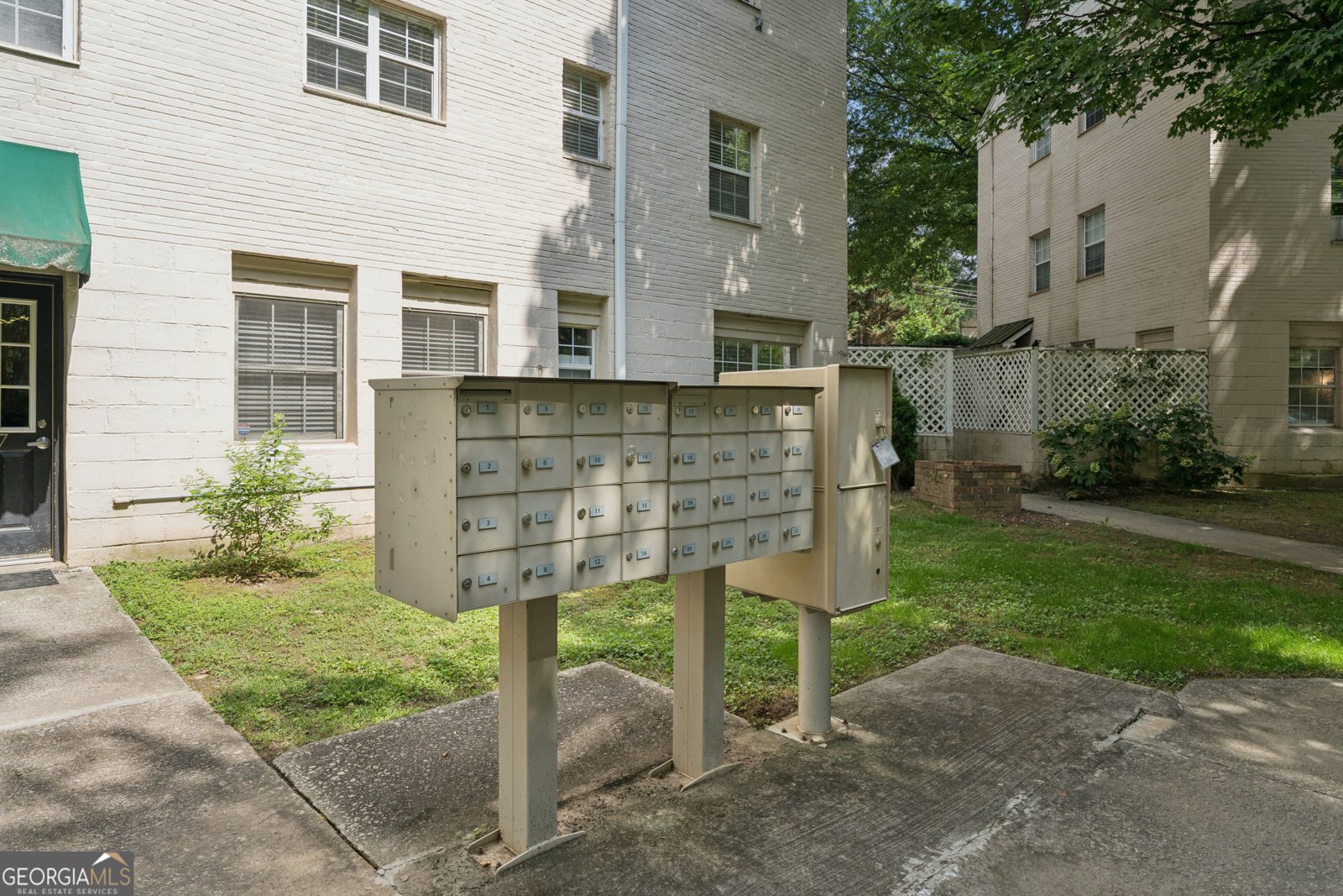 415 Willow Lane Decatur - Photo 32