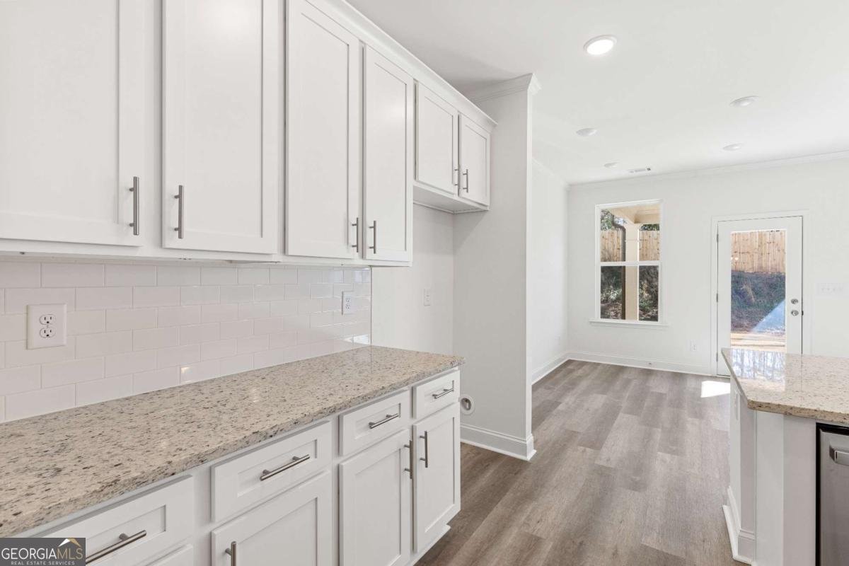 5653 Overview Drive Flowery Branch - Photo 8