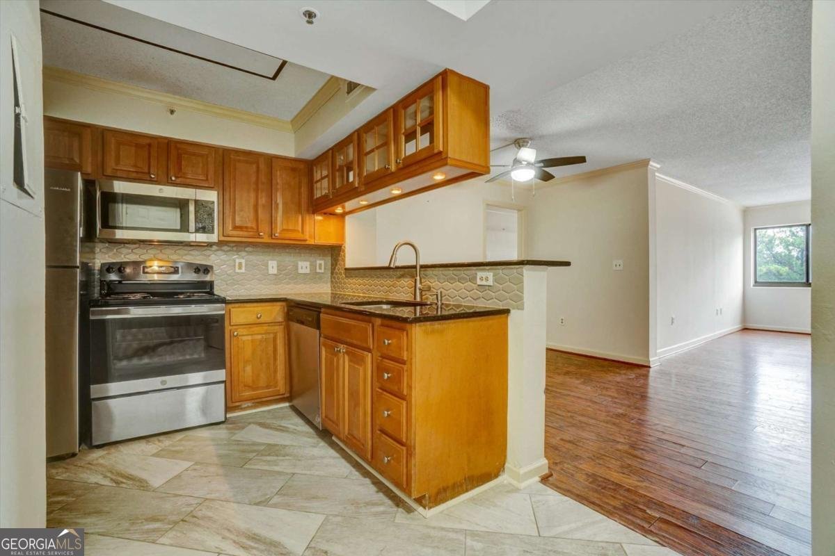 795 Hammond Drive Atlanta - Photo 7