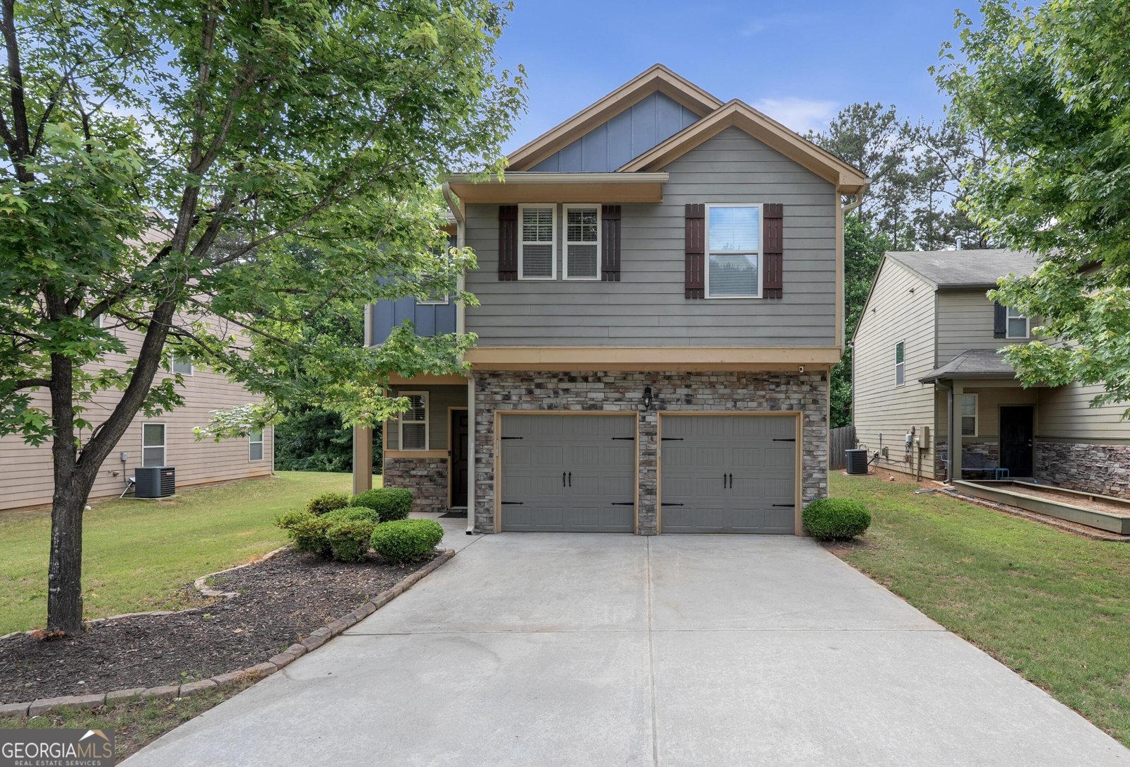 2777 Lakeview Walk Decatur - main photo