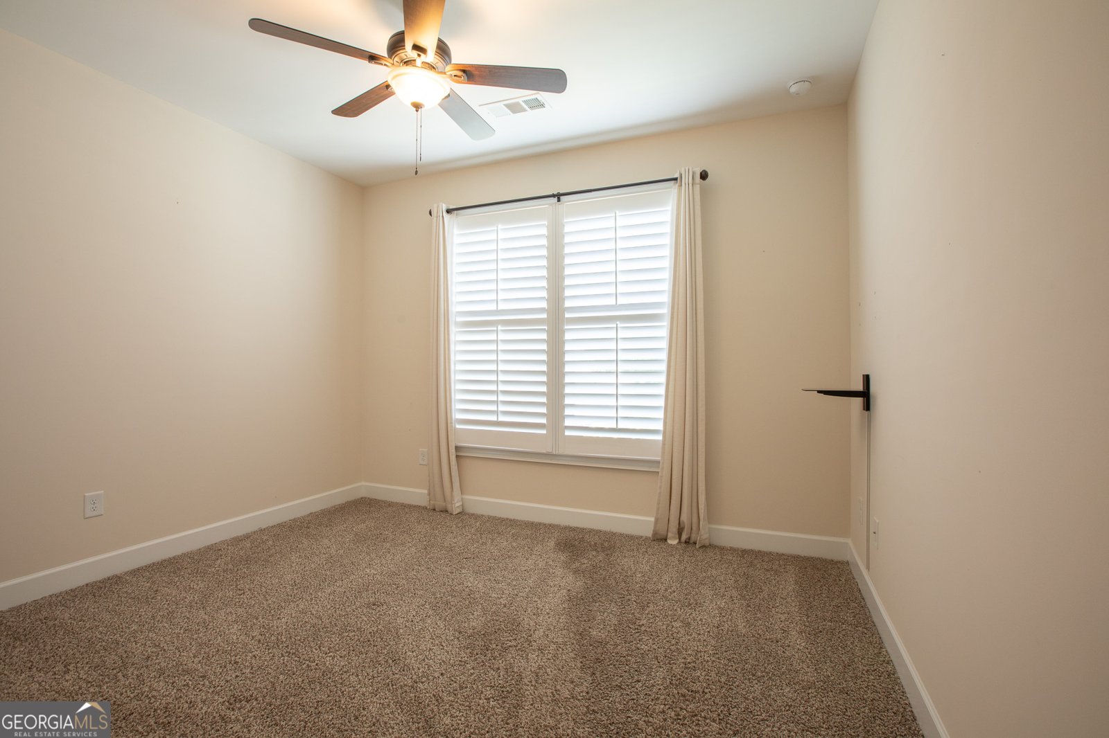 3721 Cherry Grove Road Gainesville - Photo 12