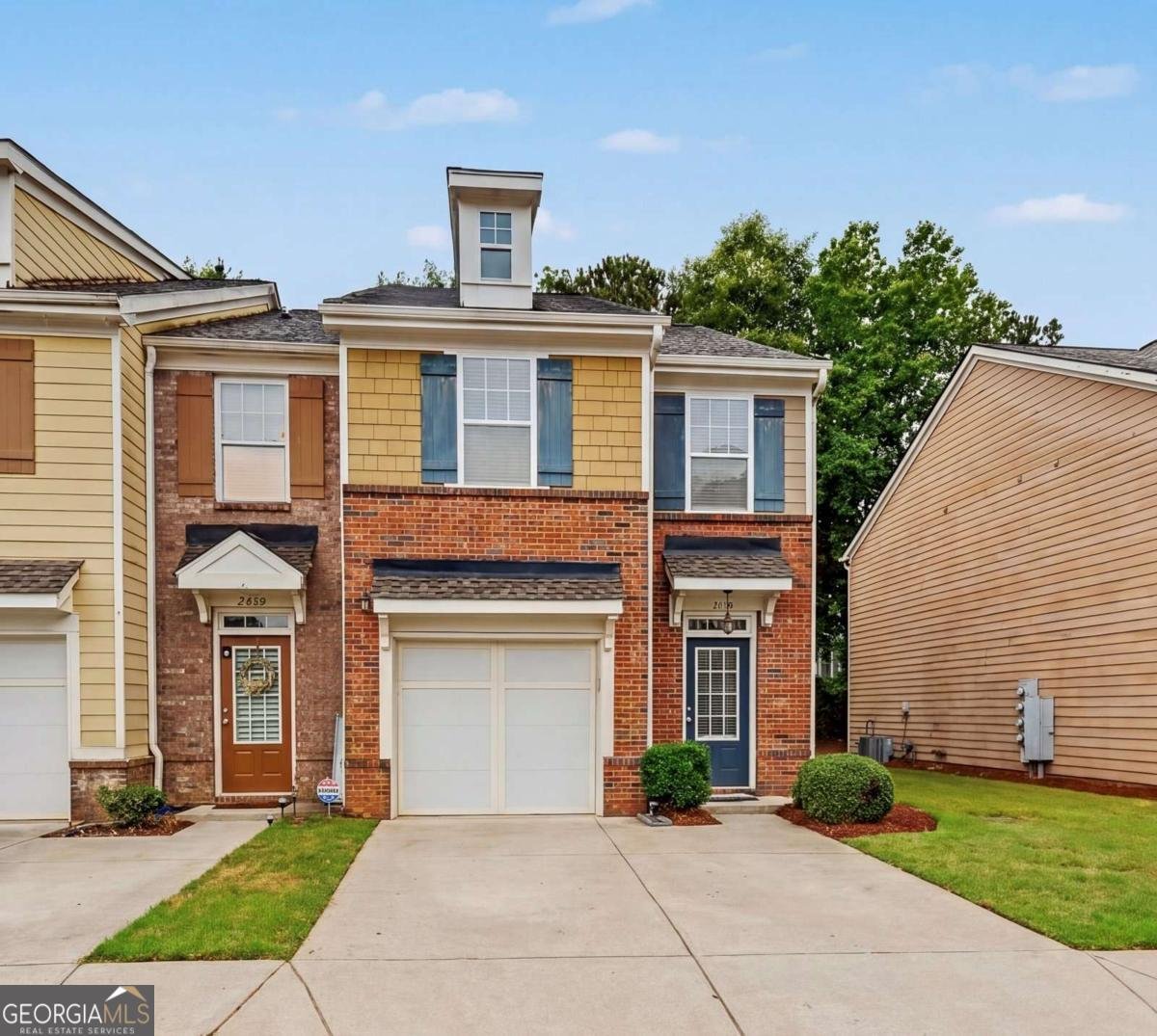 2091 Lakeshore Overlook Drive Kennesaw - main photo