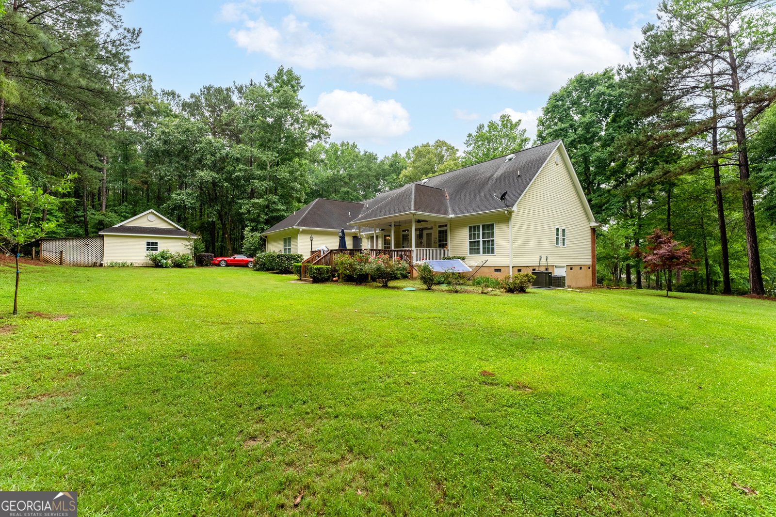 140 Honeysuckle Road Milledgeville - Photo 12