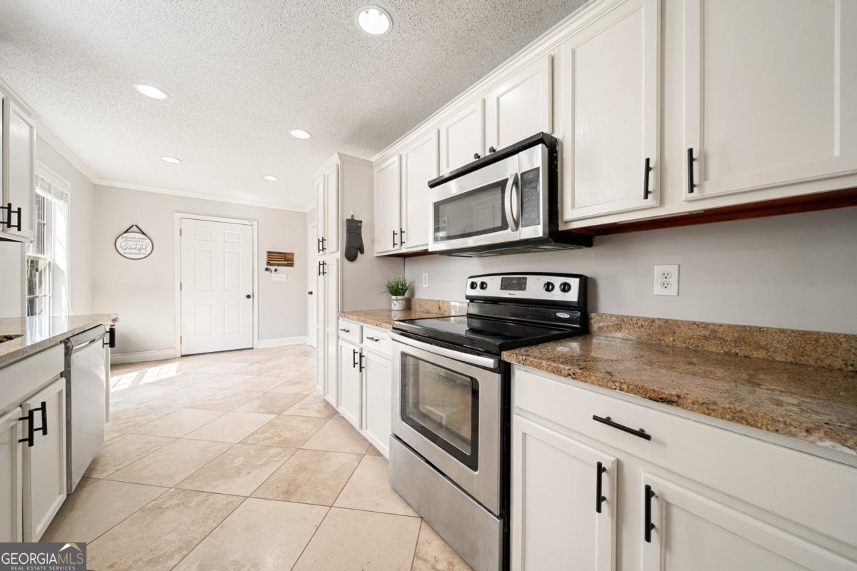 921 Pace Road Hiram - Photo 11