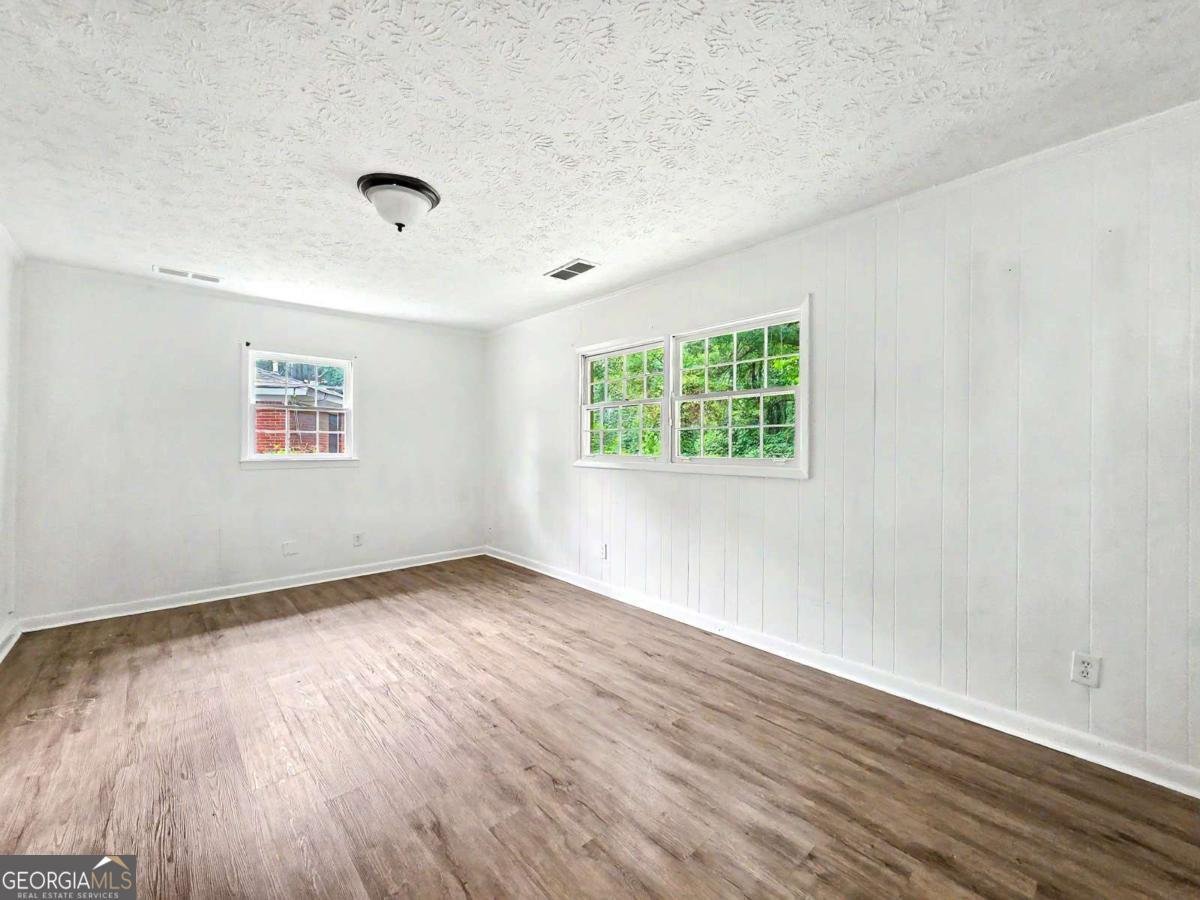 1350 Lori Court Conley - Photo 11