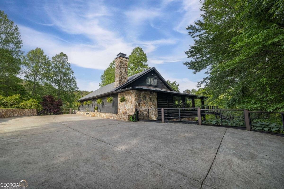 3800 Cutcane Road Mineral Bluff - main photo