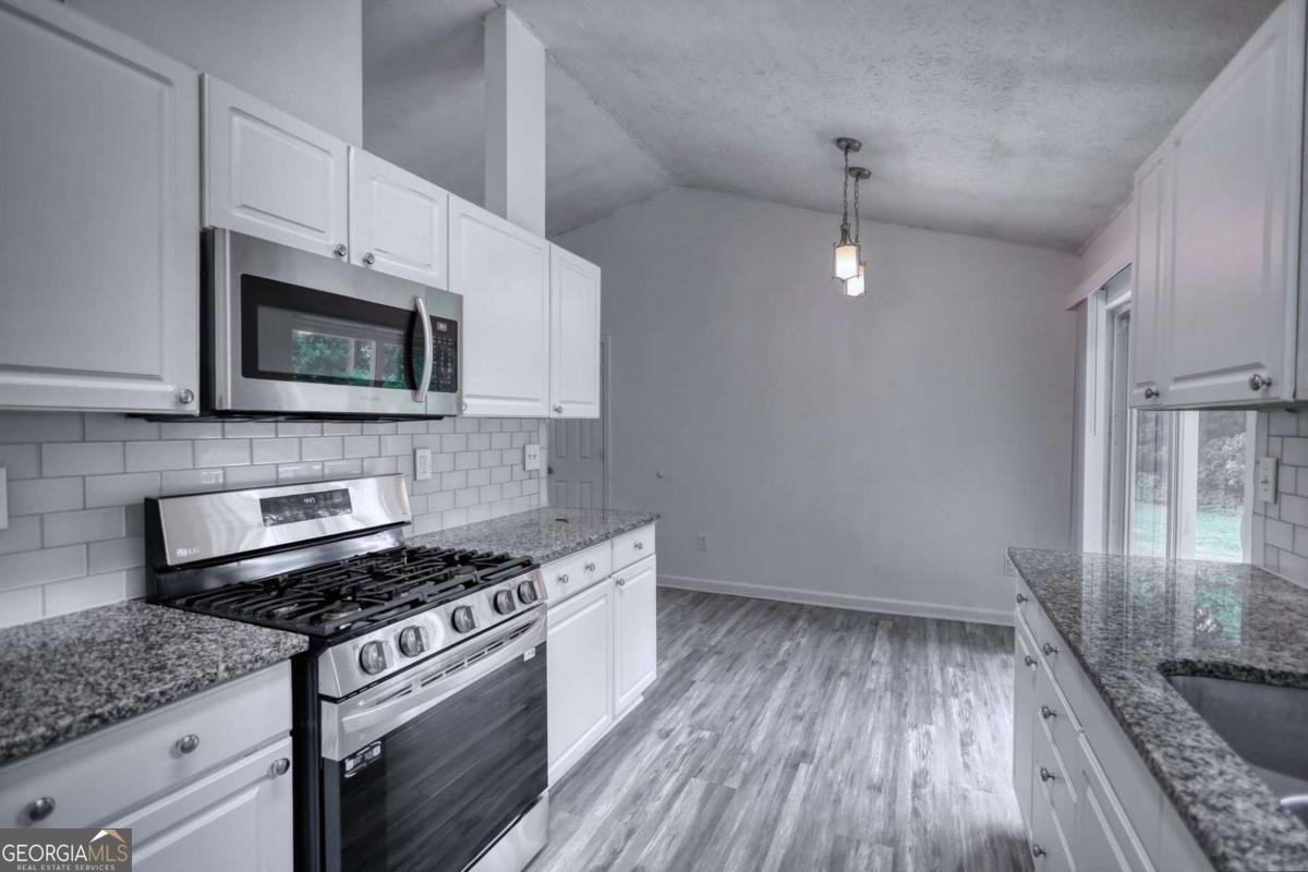 2119 Briar Glen Lane Atlanta - Photo 13