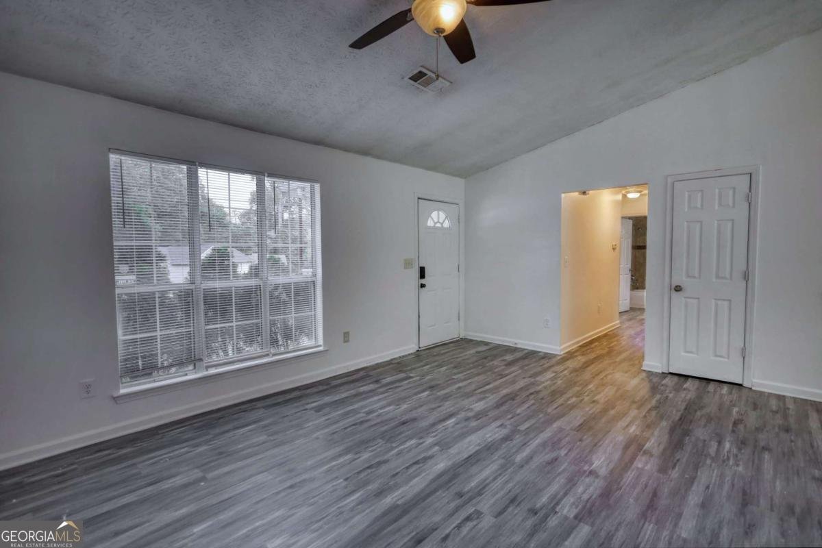2119 Briar Glen Lane Atlanta - Photo 7