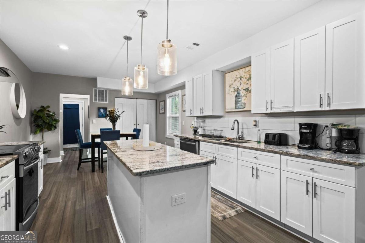 1115 M L King Jr Drive Atlanta - Photo 16