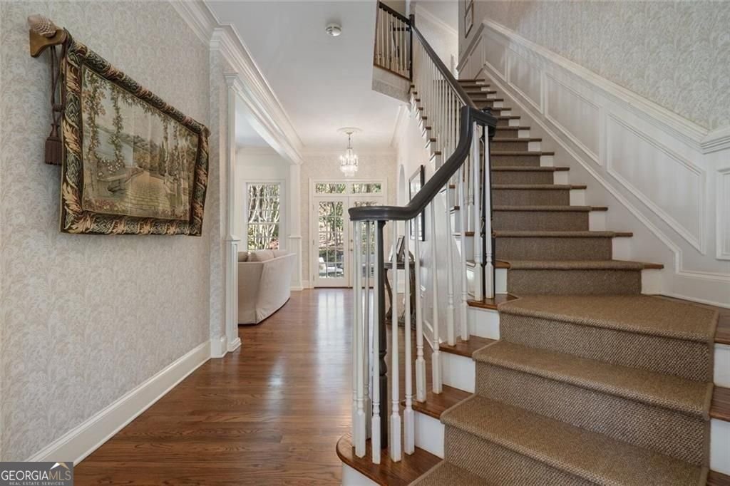 220 Sheridan Point Lane Sandy Springs - Photo 11