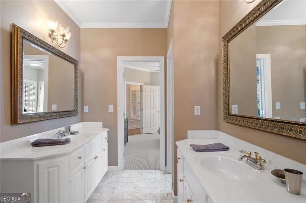220 Sheridan Point Lane Sandy Springs - Photo 29