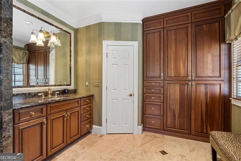 220 Sheridan Point Lane Sandy Springs - Photo 38