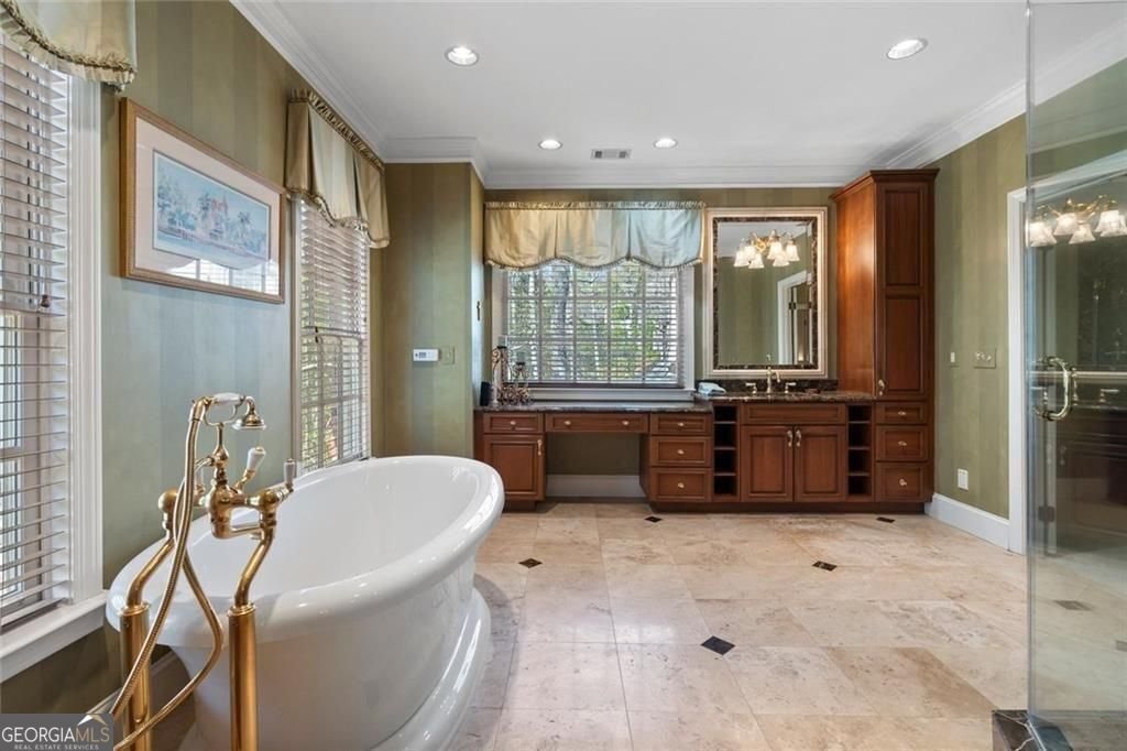 220 Sheridan Point Lane Sandy Springs - Photo 39