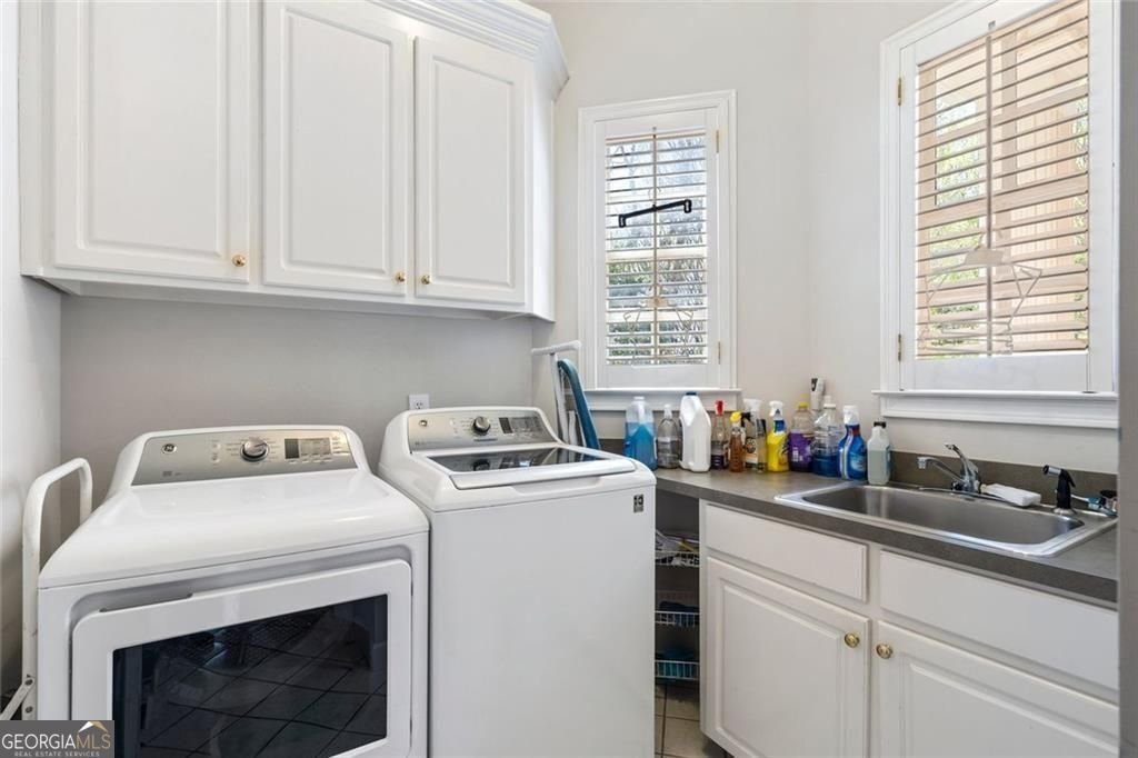 220 Sheridan Point Lane Sandy Springs - Photo 45