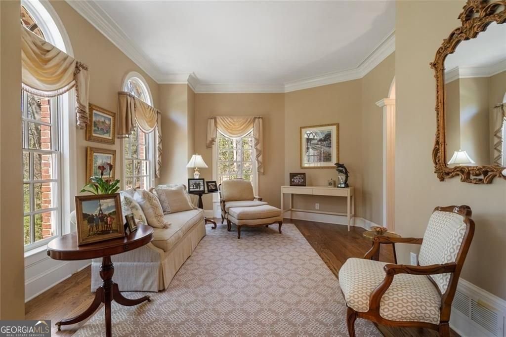 220 Sheridan Point Lane Sandy Springs - Photo 6