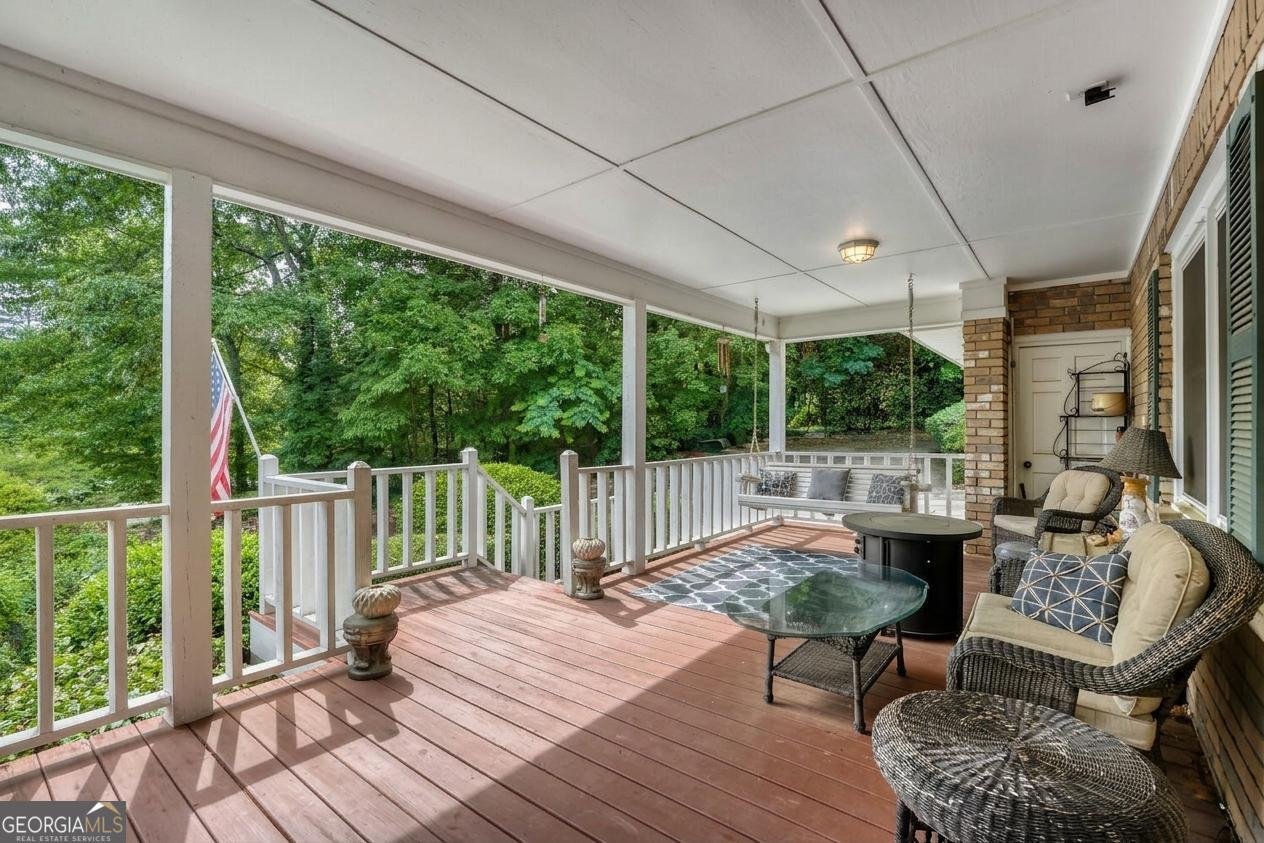 562 Cupelo Drive Marietta - Photo 7