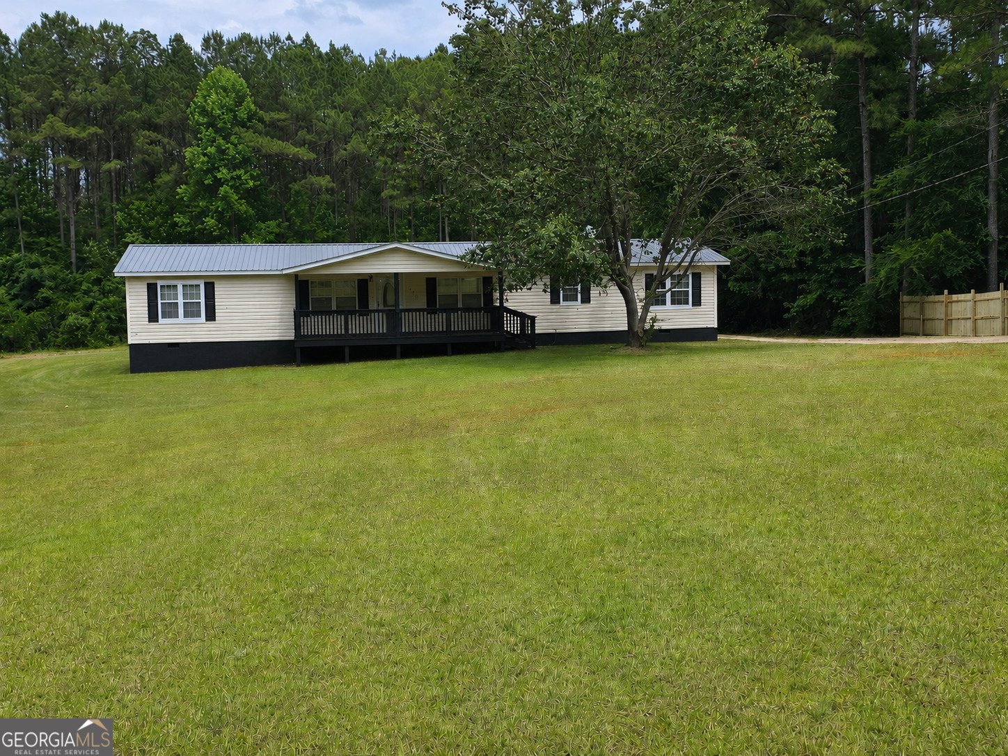 120 Loblolly Drive Eatonton - main photo