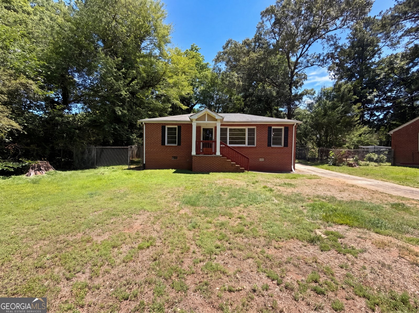 1912 Oak Valley Road Decatur - main photo