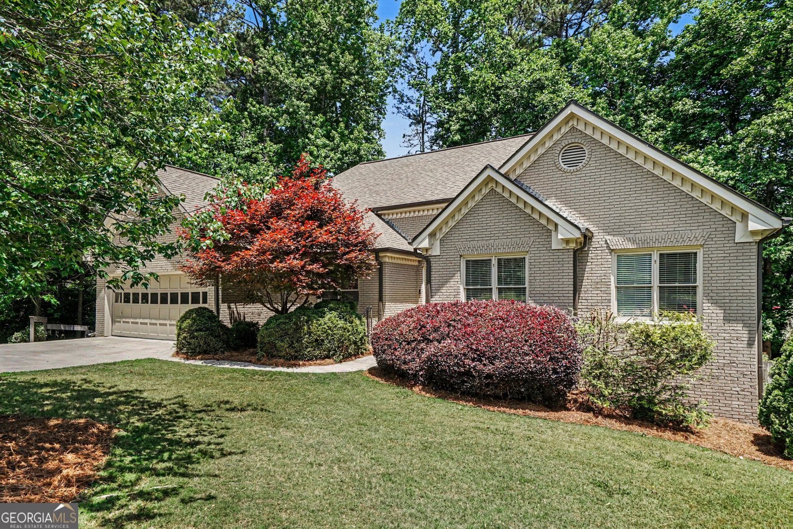 977 Sunny Glenn Court Lawrenceville - main photo