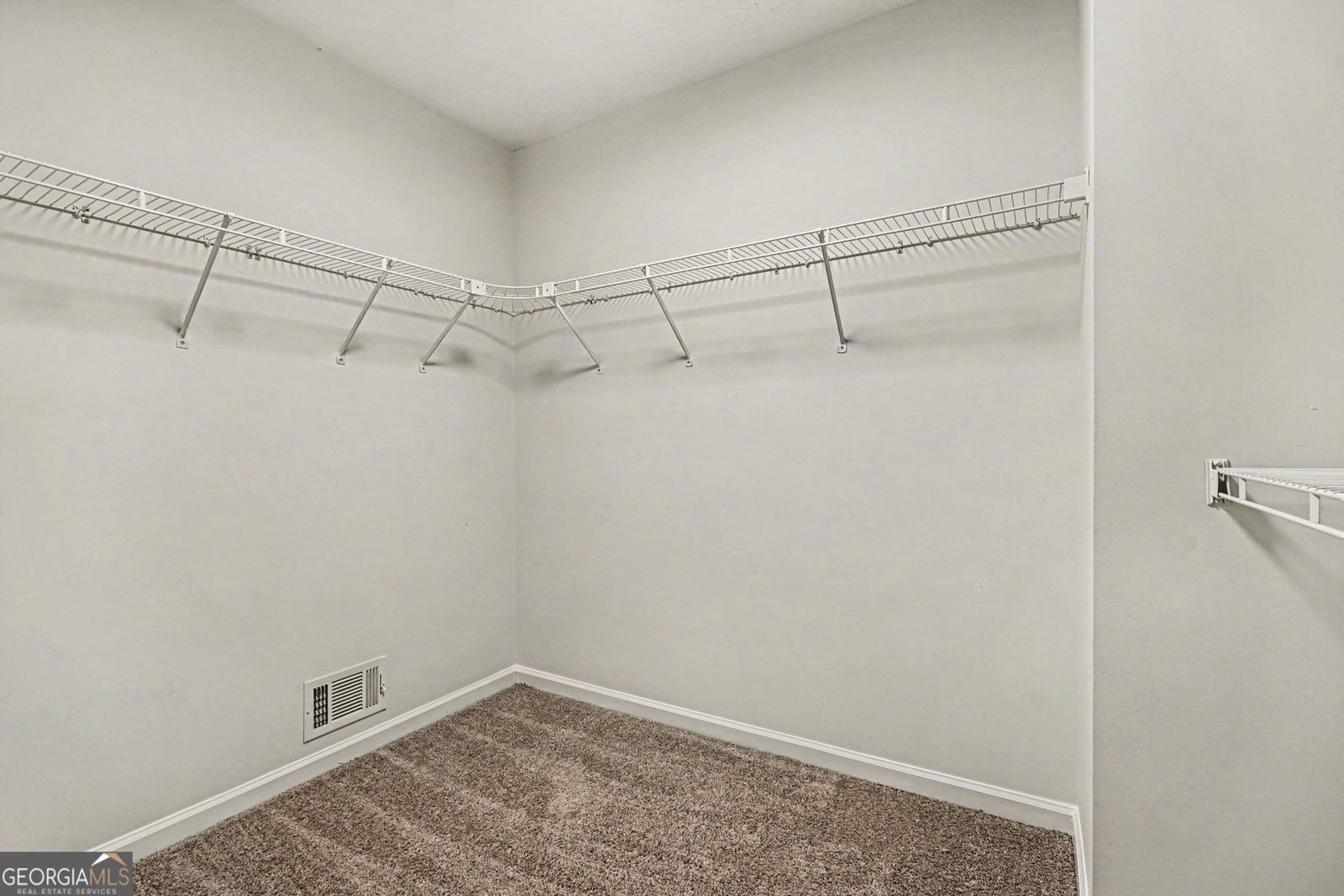 977 Sunny Glenn Court Lawrenceville - Photo 16