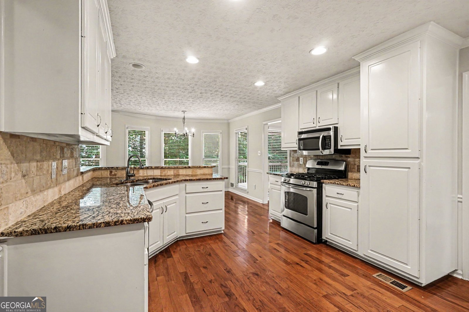 977 Sunny Glenn Court Lawrenceville - Photo 8