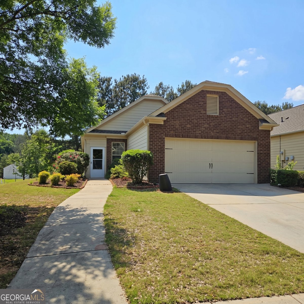 237 River Meadow Drive Lagrange - main photo